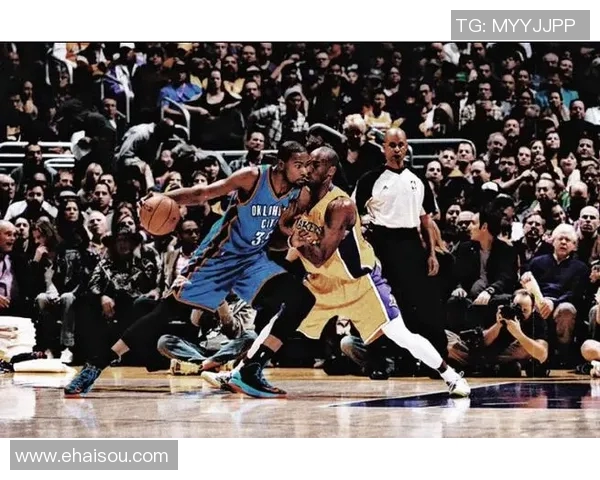 科比对决尼克斯的经典时刻与篮球传奇的交锋回顾